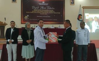 Ketua Bawaslu Wakatobi Hadiri dan Lakukan Pengawasan pada Rapat Pleno Penetapan Pasangan Calon Terpilih Pilkada 2024