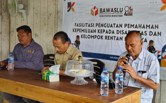 Fasilitasi Penguatan "Bawaslu Wakatobi Rangkul Disabilitas dan Kelompok Rentan, Perkuat Demokrasi Inklusif Berbasis Kearifan Lokal" yang dilaksanakan dipulau Kaledupa.